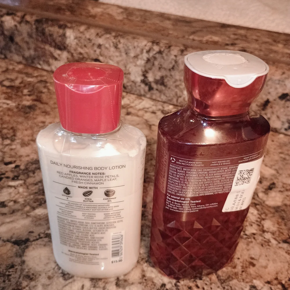 Bath & Body Works Winter Candy Apple Body Wash and Lotion Set